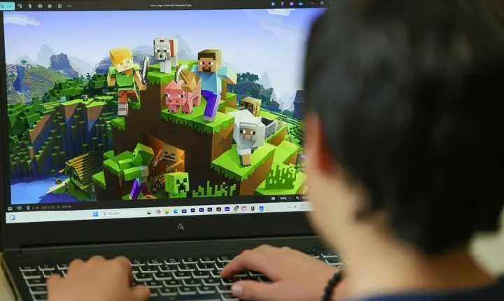 Novo guia de classificação indicativa inclui faixa de 6 anos e apps