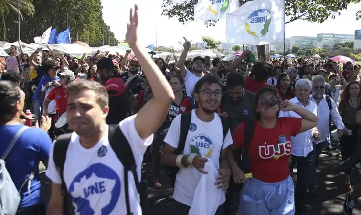 Número de sindicalizados no Brasil para de cair e chega a 9,1 milhões