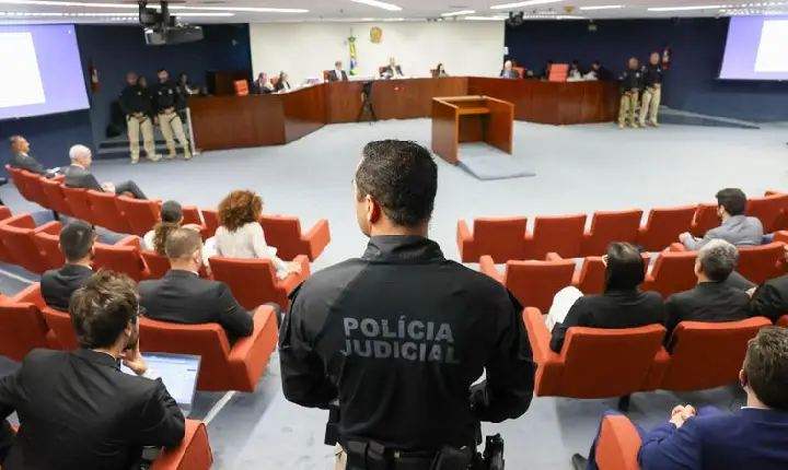 Por unanimidade, STF condena mais nove réus pela trama golpista