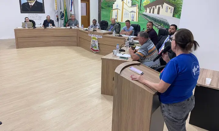 Secretária de Saúde esclarece uso de emendas e confirma avanço nas obras do novo Pronto Atendimento (antigo hospital) em Paulo Frontin