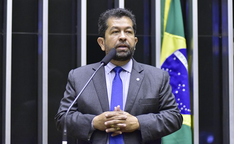 Projeto concede isenção de IPI em veículo novo para produtor rural