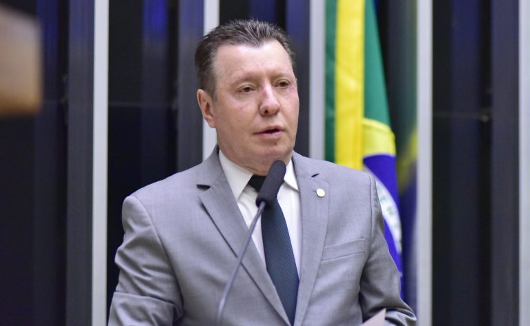 Projeto torna obrigatória criação de centro público de psicologia, psiquiatria e terapia