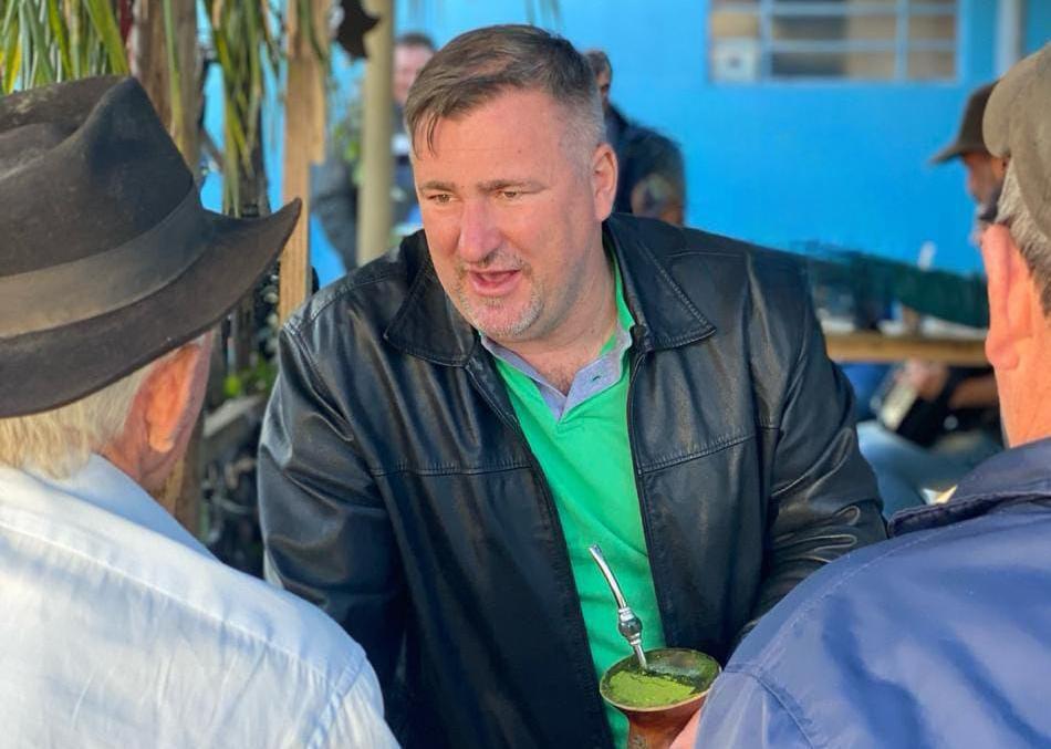 Emerson Bacil anuncia pré-candidatura a prefeito de São Mateus do Sul, aberto ao diálogo