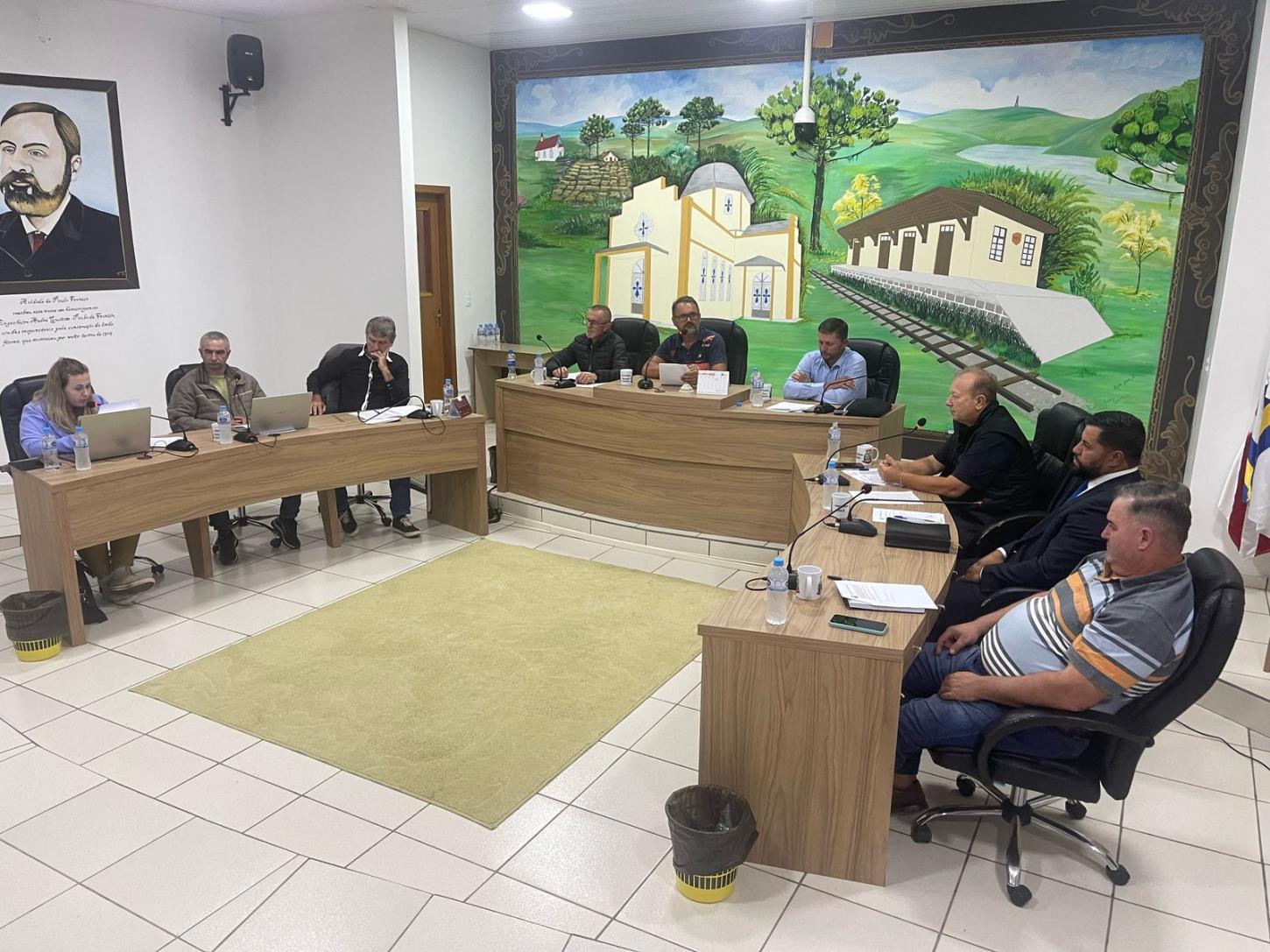 Câmara de Paulo Frontin emite nota de repúdio contra estado da BR-476