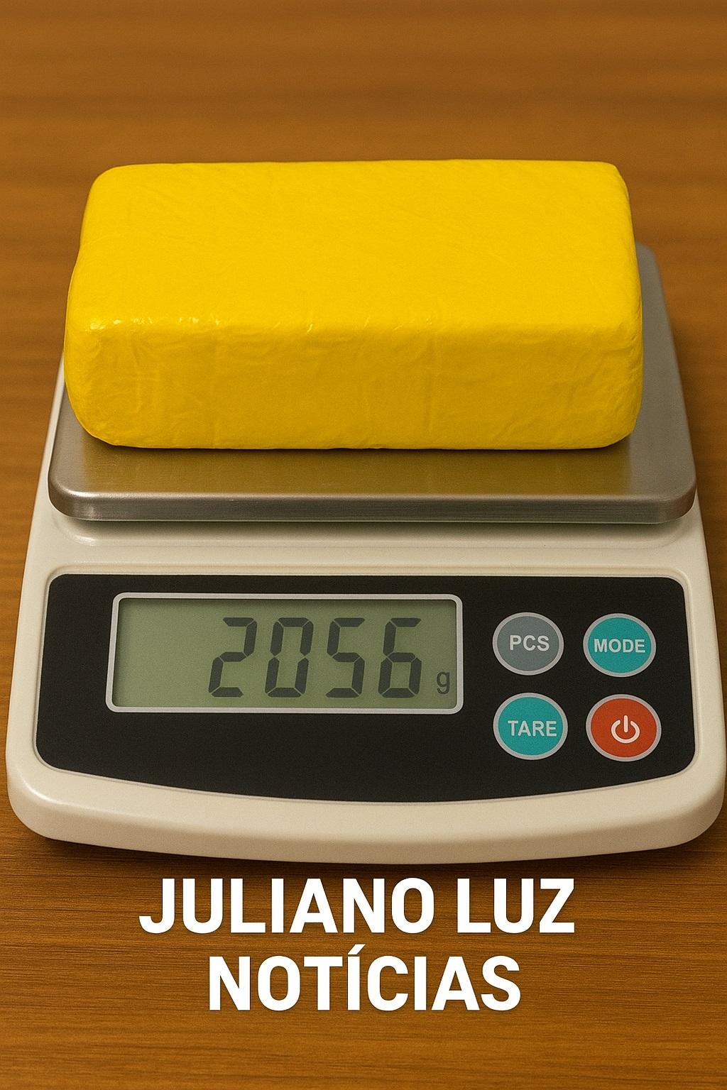 Ação policial em Mallet resulta na apreensão de mais de 2 quilos de cocaína na BR-153