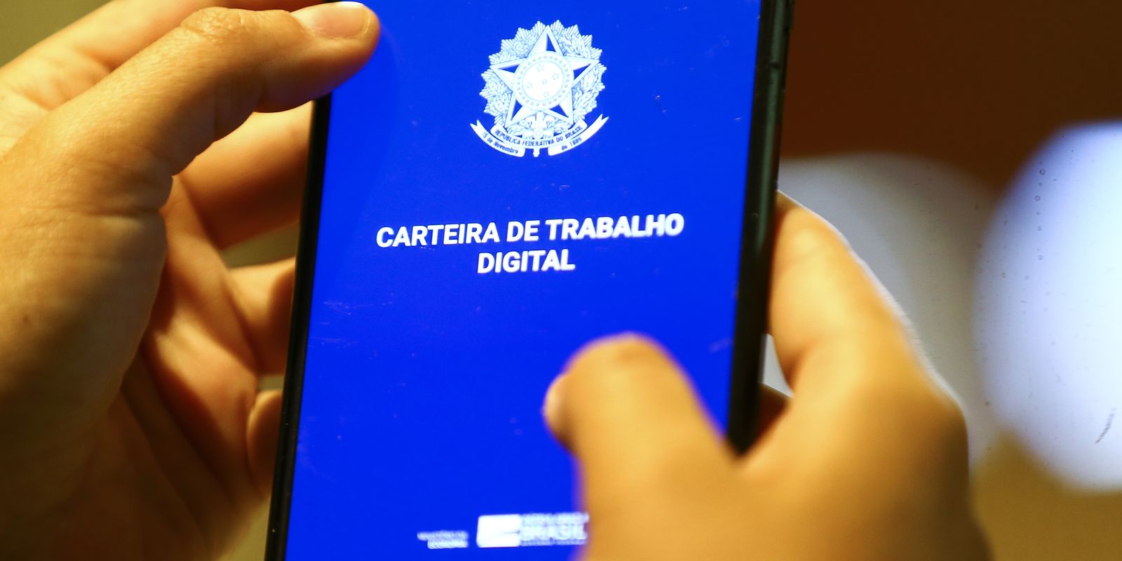 MTE lança campanha contra assédio eleitoral com alertas na carteira digital