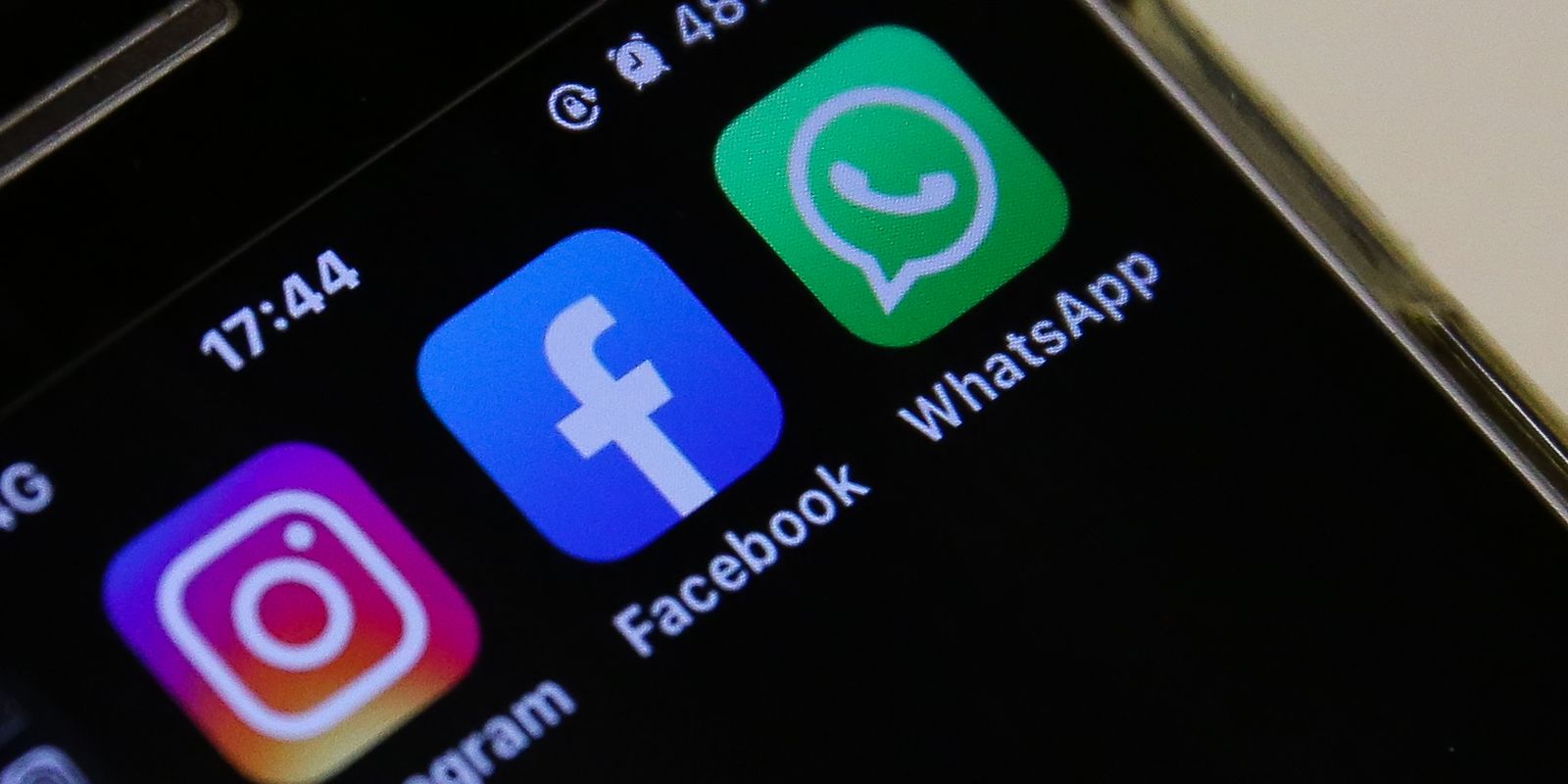 Campanha aciona o TSE contra a inteligência artificial da Meta