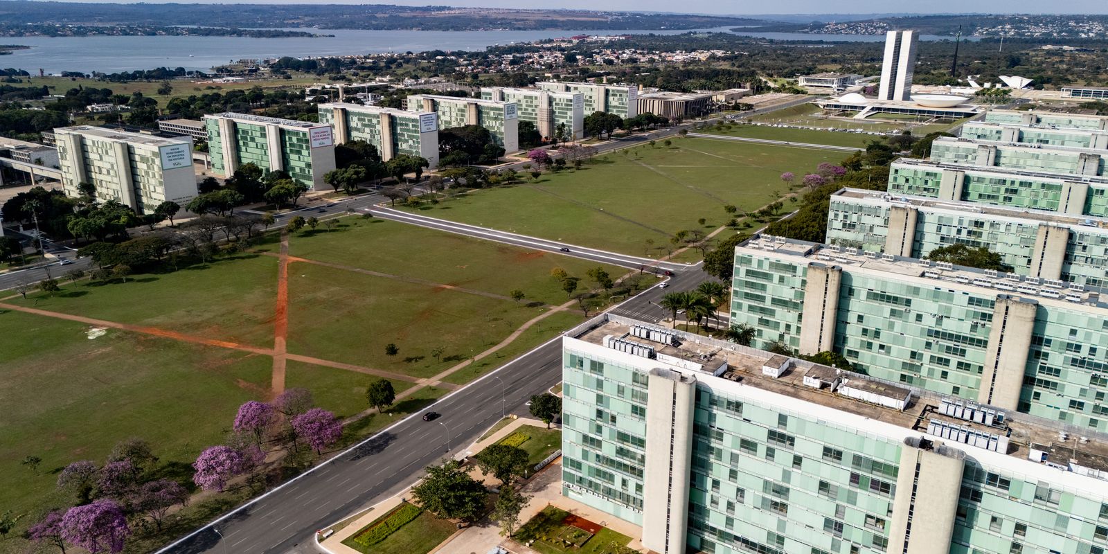 Dia do servidor público terá ponto facultativo transferido para sexta-feira