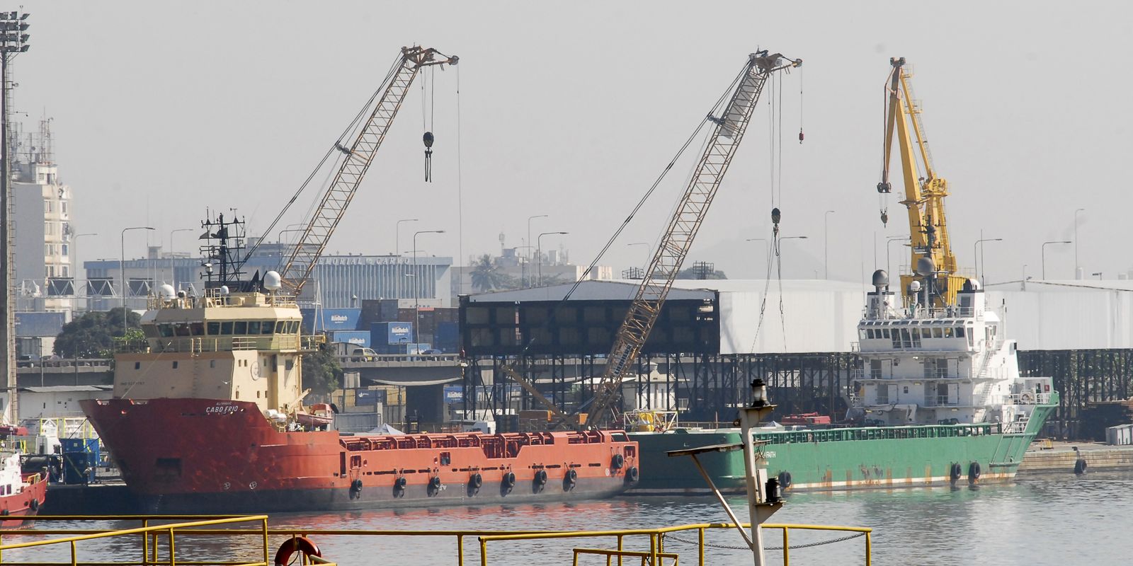 Exportações brasileiras crescem 30,7% após acordo com Mercosul e União Europeia