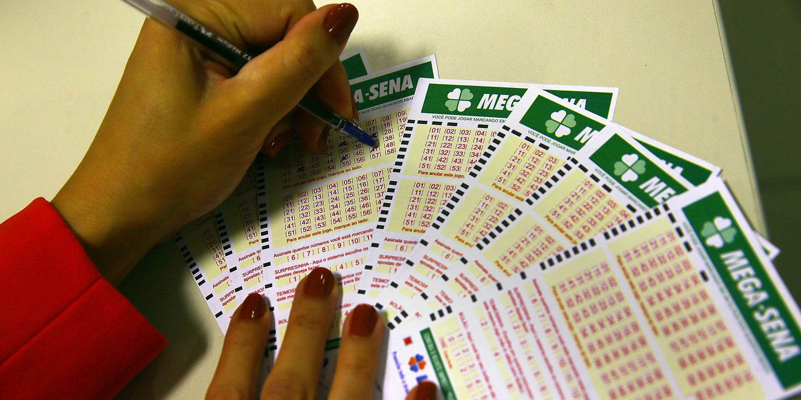 Mega-sena acumula e prêmio vai a r$ 112 milhões para o próximo sorteio