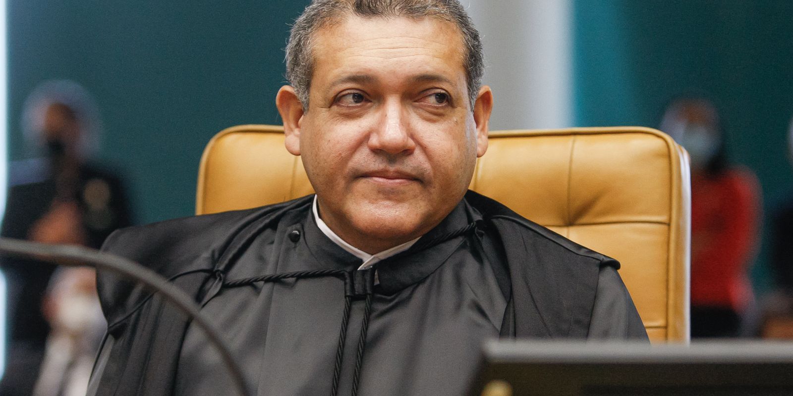 Kassio Nunes Marques impõe restrições ao canal Exército do Lula no WhatsApp