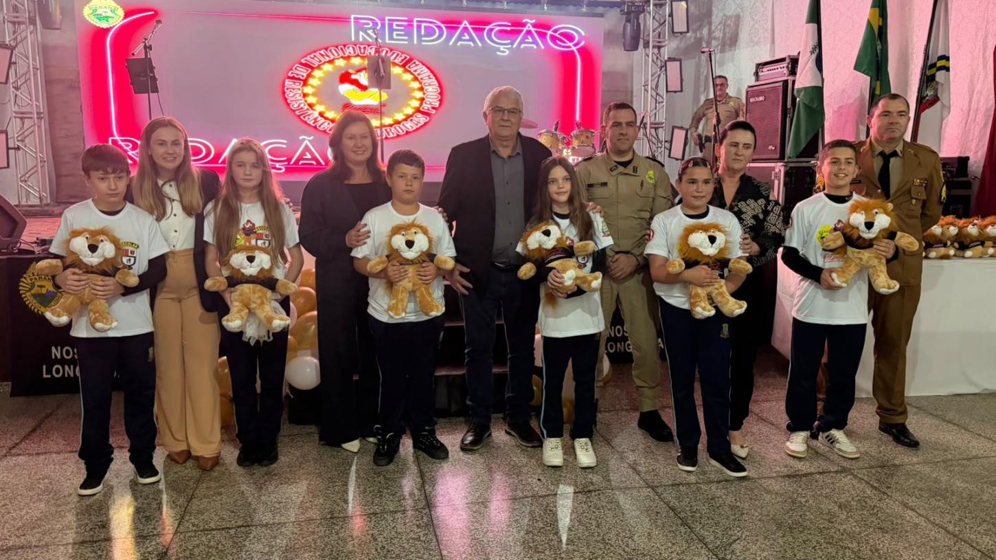 Prefeito Ireneu destaca importância do PROERD durante formatura de alunos em Paulo Frontin