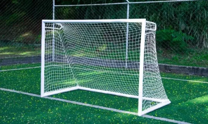 Alep aprova projeto para garantir a segurança de traves de futebol no Paraná