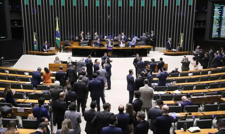 Bancada feminina bate recorde histórico de eleitas no Congresso Nacional