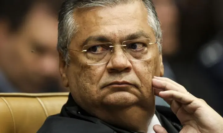 Flávio Dino determina investigação da Polícia Federal sobre interferência eleitoral