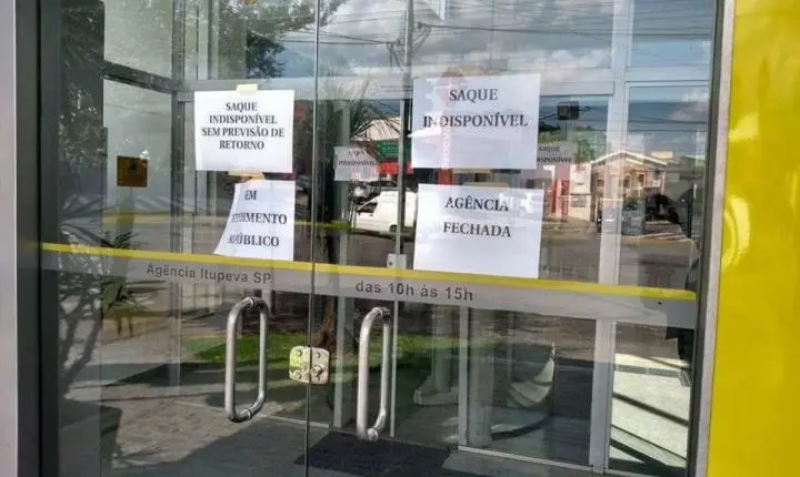 Feriado bancário de 12 de outubro suspende atendimento presencial em agências