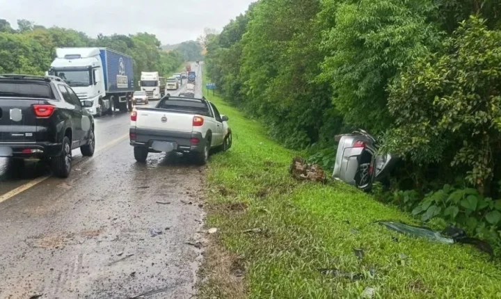 Acidente na BR-277 em Irati deixa um morto e uma ferida grave