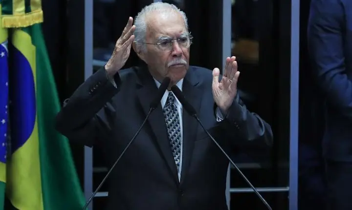 José Sarney é internado em UTI após cirurgia abdominal no Maranhão