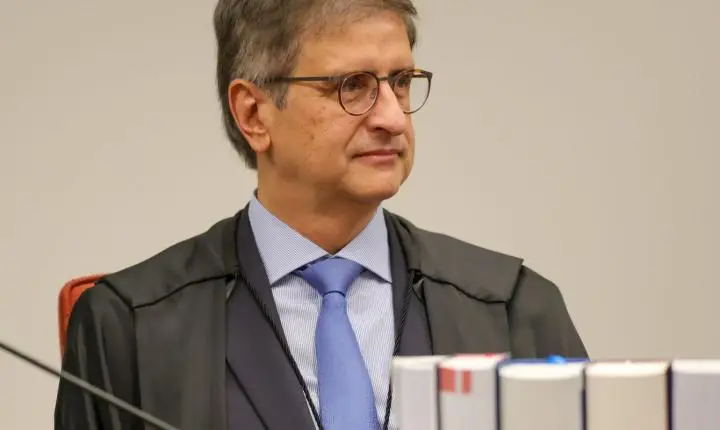 Procurador-geral da república emite parecer contra acesso a registros no senado