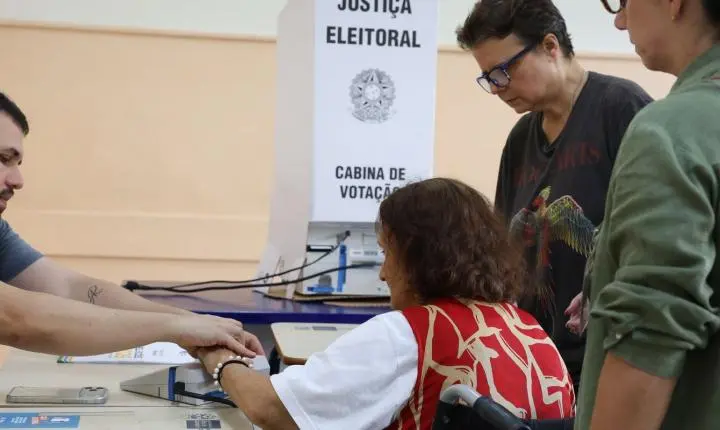Crescimento de eleitores idosos marca o primeiro turno de 2026