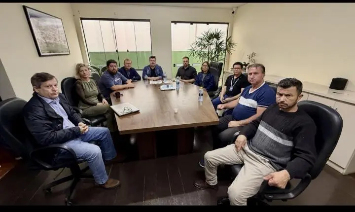 Vereadores cobram soluções para falta de água em Rebouças em reunião com Sanepar