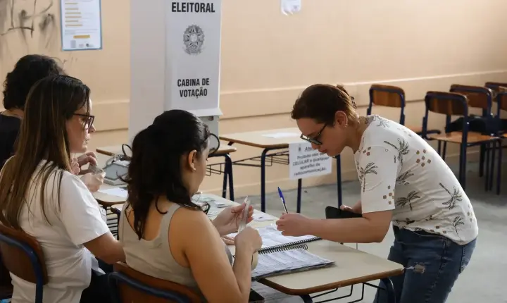 Eleitores que faltaram à primeira etapa podem votar no segundo turno das eleições