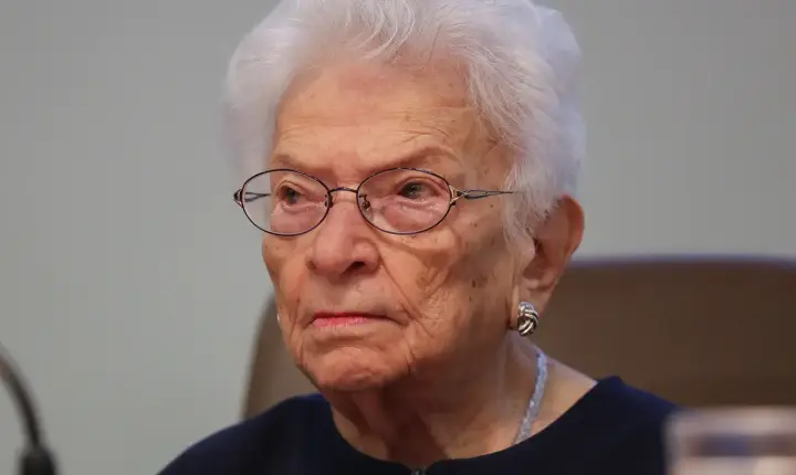 Luiza Erundina é eleita deputada estadual aos 91 anos nas eleições 2026