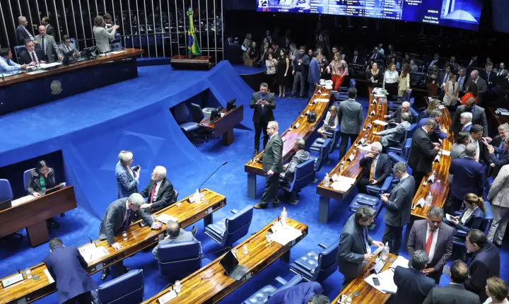 Senado Federal: PL elege dezenove parlamentares e lidera renovação